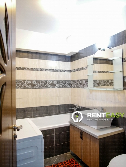 Apartament cu 3 camere de inchiriat in zona Centrala - Stefan cel Mare