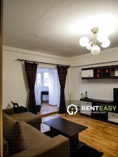 Apartament cu 3 camere de inchiriat in zona Centrala - Stefan cel Mare