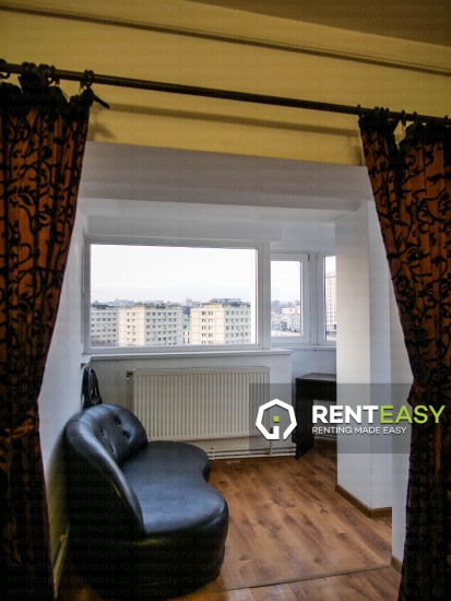 Apartament cu 3 camere de inchiriat in zona Centrala - Stefan cel Mare