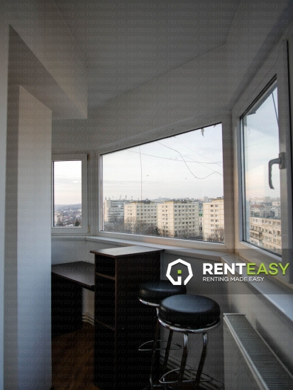 Apartament cu 3 camere de inchiriat in zona Centrala - Stefan cel Mare