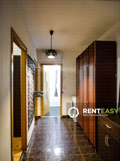 Apartament cu 3 camere de inchiriat in zona Centrala - Stefan cel Mare