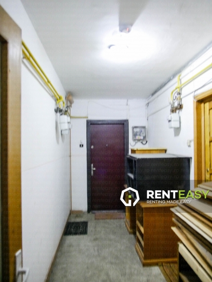 Apartament cu 3 camere de inchiriat in zona Centrala - Stefan cel Mare