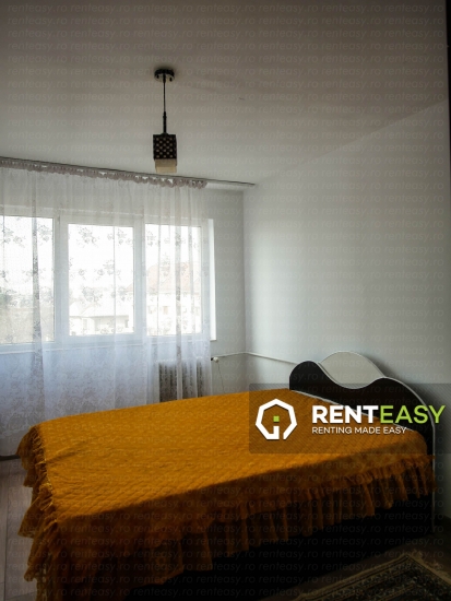 Apartament cu 3 camere de inchiriat situat in zona Tatarasi