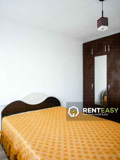 Apartament cu 3 camere de inchiriat situat in zona Tatarasi