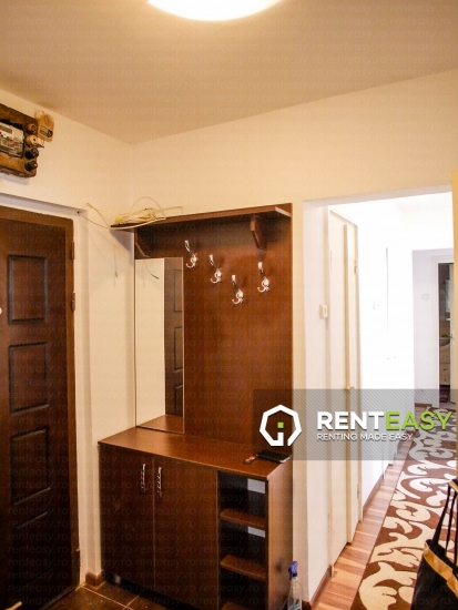 Apartament cu 3 camere de inchiriat situat in zona Tatarasi