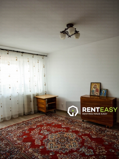 Apartament cu 3 camere de inchiriat situat in zona Tatarasi