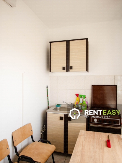Apartament cu 3 camere de inchiriat situat in Iasi - zona Garii