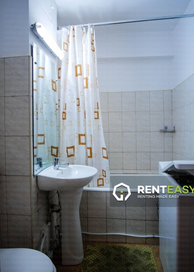 Apartament cu 3 camere de inchiriat situat pe Bulevardul Anastasie Panu