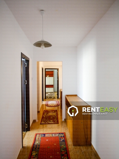 Apartament cu 3 camere de inchiriat situat pe Bulevardul Anastasie Panu