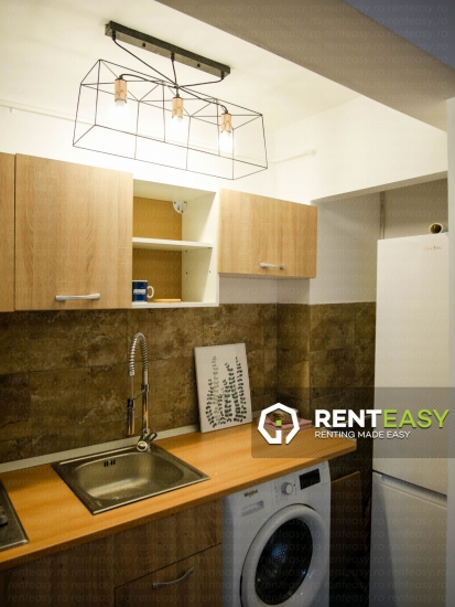 Apartament cu o camera situat in zona Podul de piatra