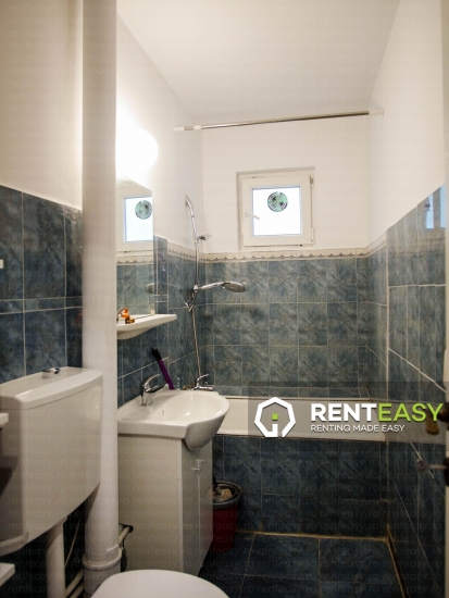 Apartament cu o camera situat in zona Podul de piatra