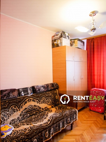 Apartament decomandat cu 3 camere de inchiriat in zona Palas 
