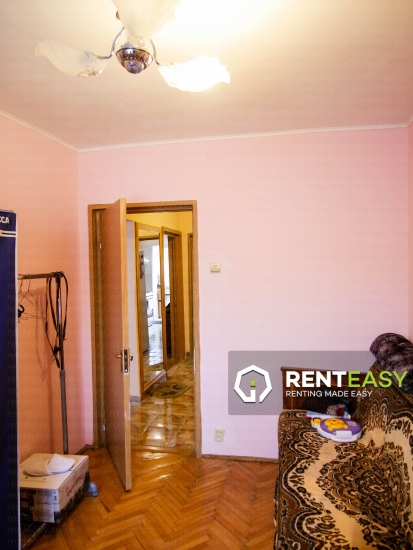 Apartament decomandat cu 3 camere de inchiriat in zona Palas 