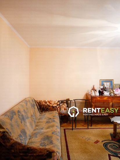 Apartament decomandat cu 3 camere de inchiriat in zona Palas 