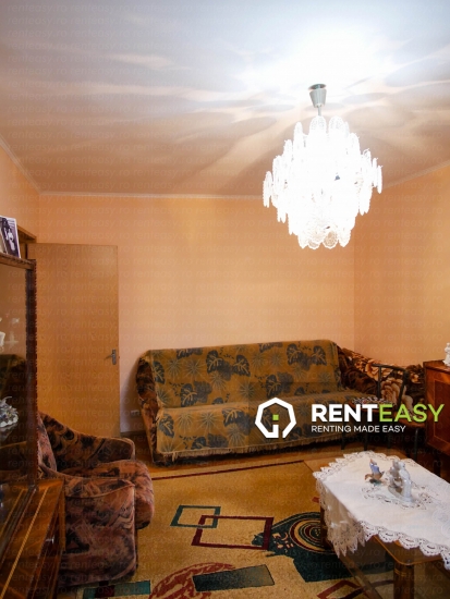 Apartament decomandat cu 3 camere de inchiriat in zona Palas 
