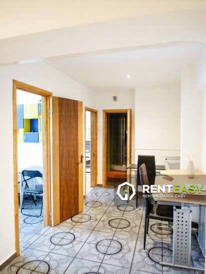 Apartament cu 2 camere de inchiriat situat in zona Centrala - Palas