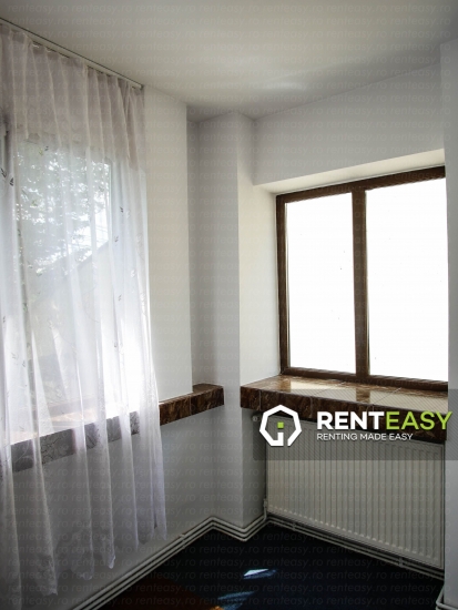 Apartament cu 2 camere de inchiriat situat ultracentral