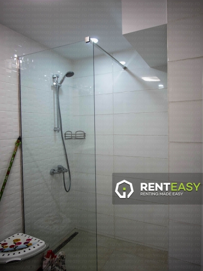 Prima inchiriere!Apartament cu 3 camere situat in bloc nou - Bucsinescu