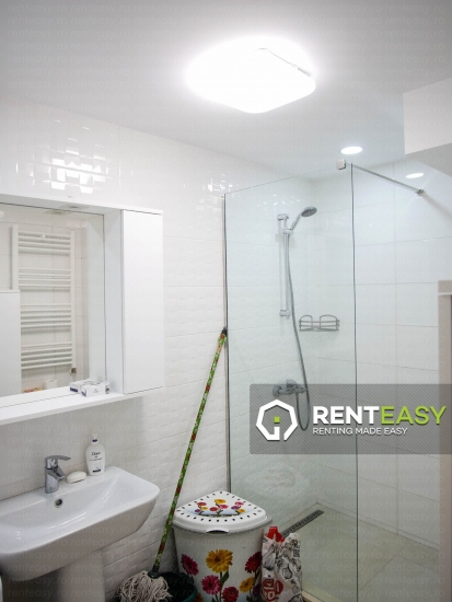 Prima inchiriere!Apartament cu 3 camere situat in bloc nou - Bucsinescu