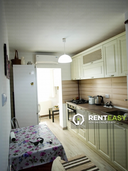 Apartament cu 2 camere de inchiriat situat in zona Tg. Cucu