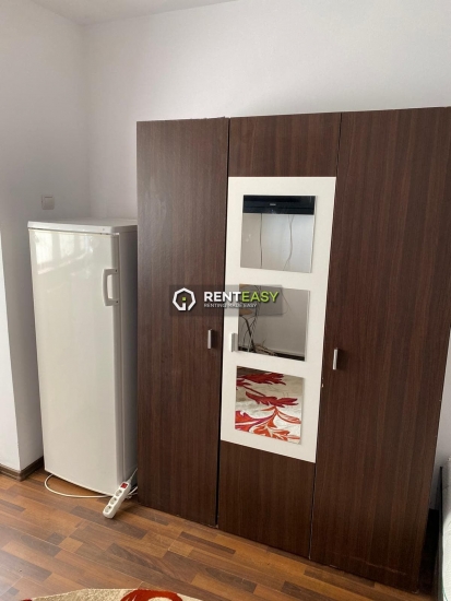 Apartament cu o camera de inchiriat situat in zona Garii