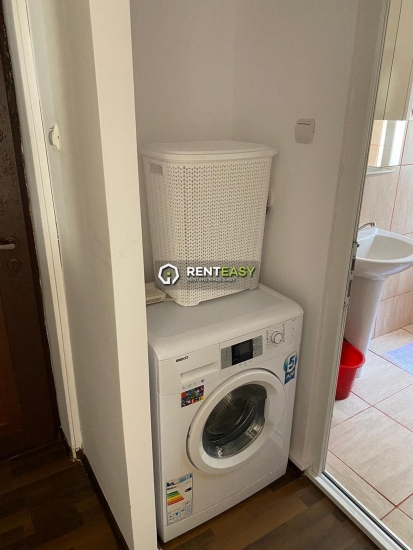 Apartament cu o camera de inchiriat situat in zona Garii