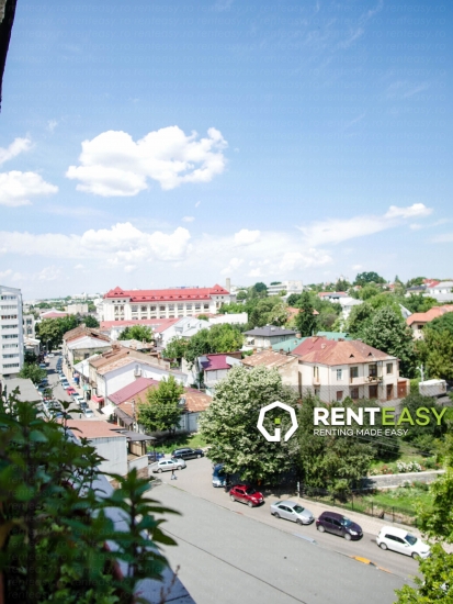 De inchiriat ! Apartament cu trei camere in zona Independentei