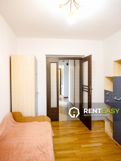Apartament cu 3 camere de inchiriat in Bloc Nou -Podul de Fier