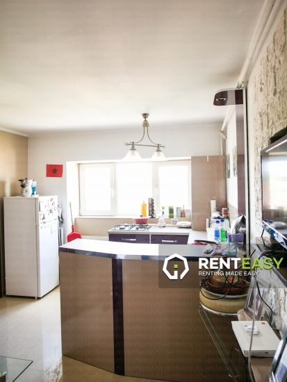 De inchiriat ! Apartament cu doua camere in zona Independentei