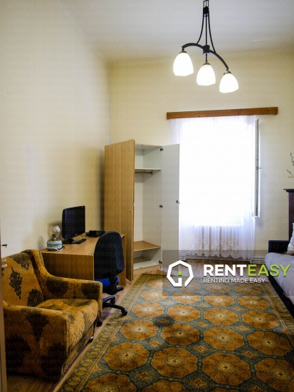 Apartament cu o camera de inchiriat situat in zona Independentei