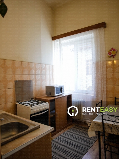 Apartament cu o camera de inchiriat situat in zona Independentei