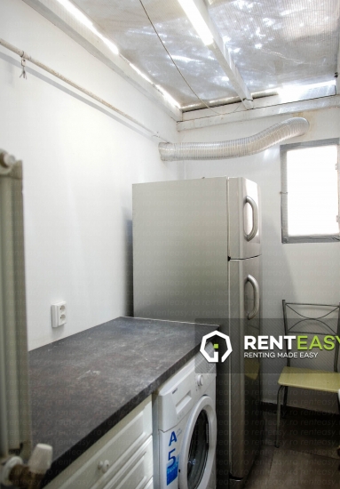 De inchiriat ! Apartament cu doua camere situat in zona Podul de Piatra