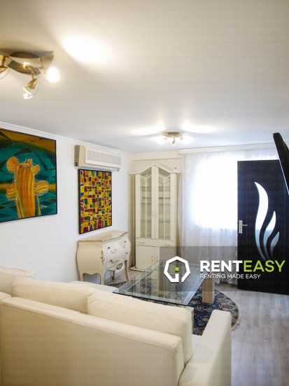 De inchiriat ! Apartament cu doua camere situat in zona Podul de Piatra