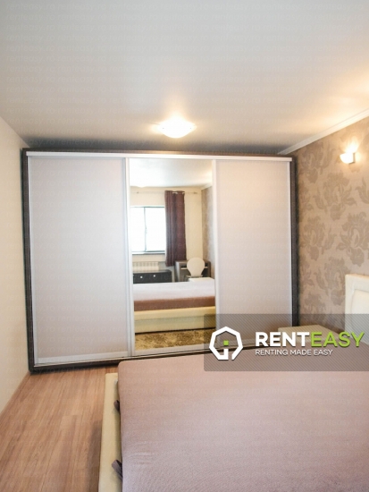 De inchiriat ! Apartament cu trei camere situat in zona Podu Ros