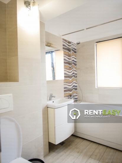 De inchiriat ! Apartament cu doua camere in bloc nou zona Podul de Fier