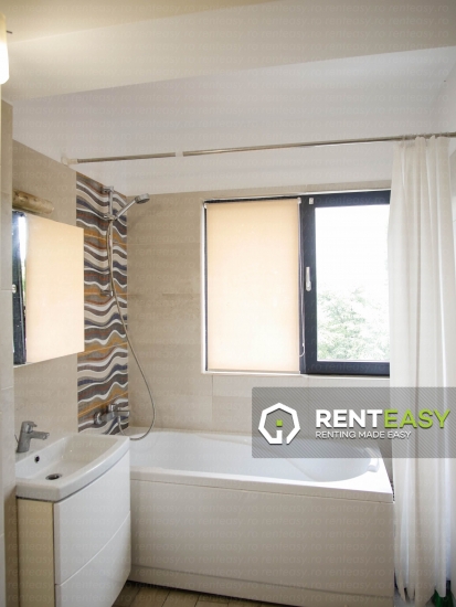 De inchiriat ! Apartament cu doua camere in bloc nou zona Podul de Fier