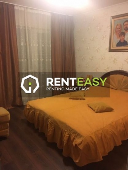 De inchiriat ! Apartament cu trei camere in zona Podu Ros