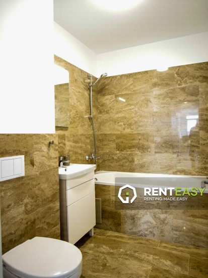 Penthouse cu 3 camere situat in Newton Residence