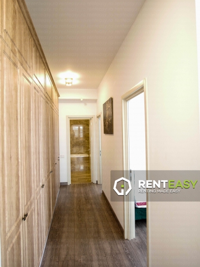 Penthouse cu 3 camere situat in Newton Residence