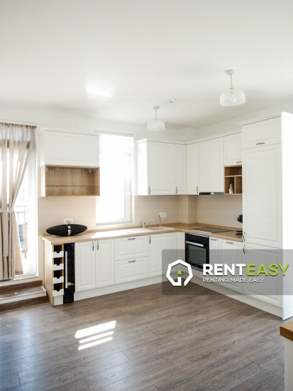 Penthouse cu 3 camere situat in Newton Residence