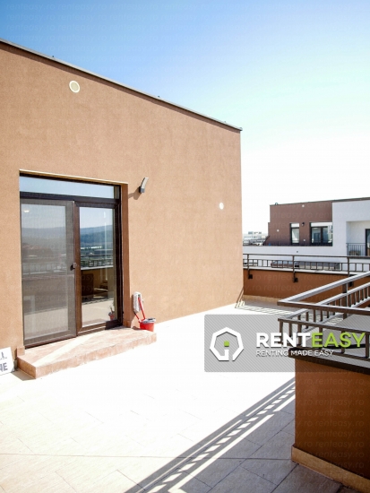 Penthouse cu 3 camere situat in Newton Residence