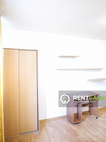 De inchiriat ! Apartament cu trei camere situat pe Bulevardul Independentei