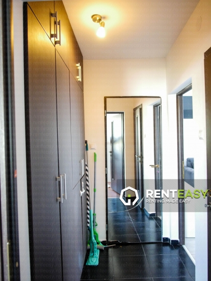 De inchiriat ! Apartament cu trei camere situat in zona Podu Ros - Splai Bahlui