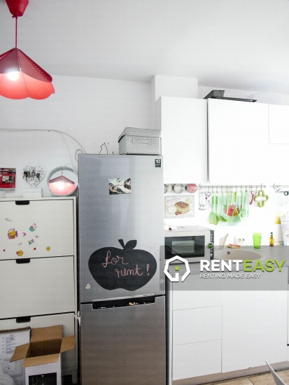 De inchiriat ! Apartament cu trei camere situat in zona Podu Ros - Splai Bahlui