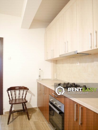 De inchiriat ! Apartament cu trei camere situat in zona Copou - Liceul Negruzzi