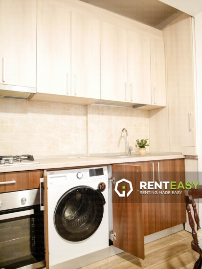 De inchiriat ! Apartament cu trei camere situat in zona Copou - Liceul Negruzzi