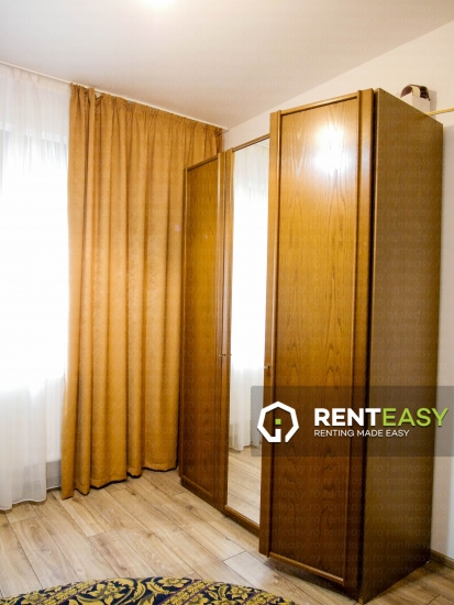 De inchiriat ! Apartament cu trei camere situat in zona Copou - Liceul Negruzzi