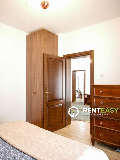 De inchiriat ! Apartament cu trei camere situat in zona Copou - Liceul Negruzzi