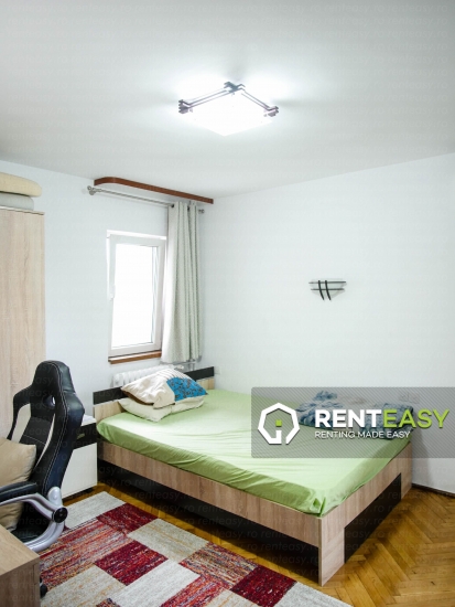 De inchiriat ! Apartament cu trei camere situat pe Bulevardul Independentei