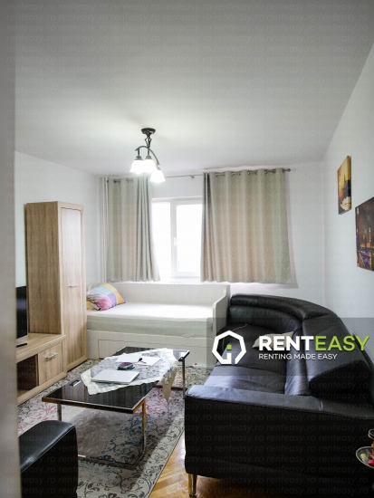 De inchiriat ! Apartament cu trei camere situat pe Bulevardul Independentei
